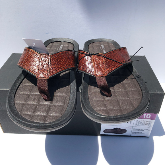 Kenneth Cole Men's Brown Leather Flip Flop Sandal - Picture 1 of 6